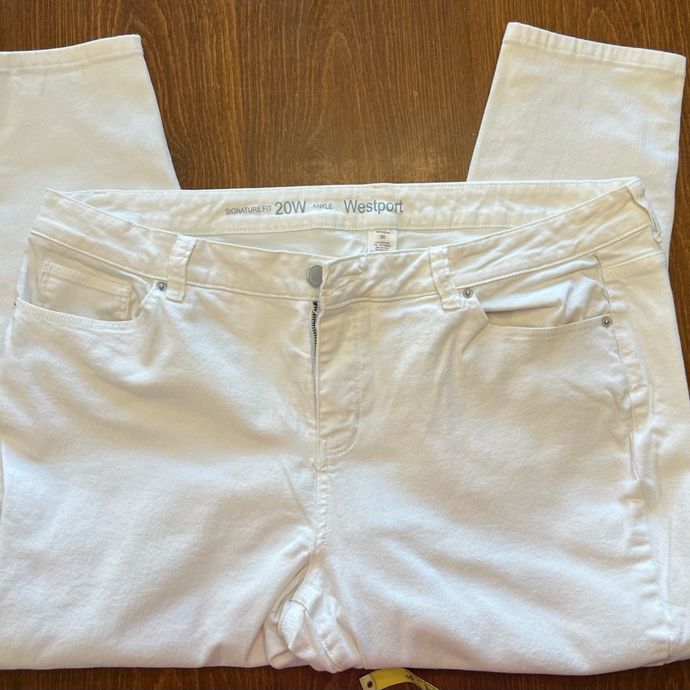 Westport Women's Ankle Jeans in White - Size 22